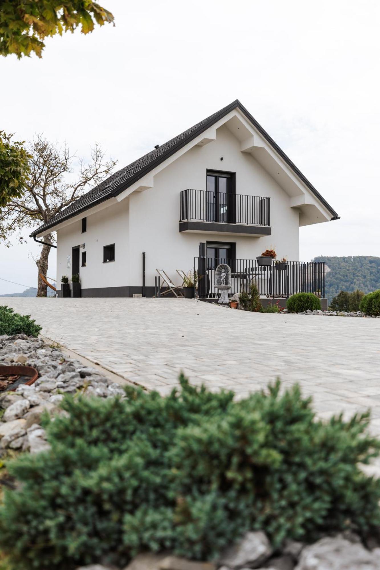 Tanja S Holiday Home In Nature With Sauna And Hot Tub Gorica pri Slivnici Exterior foto